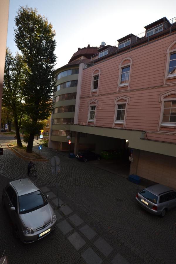 Sleepwell Apartments Legnica Kültér fotó