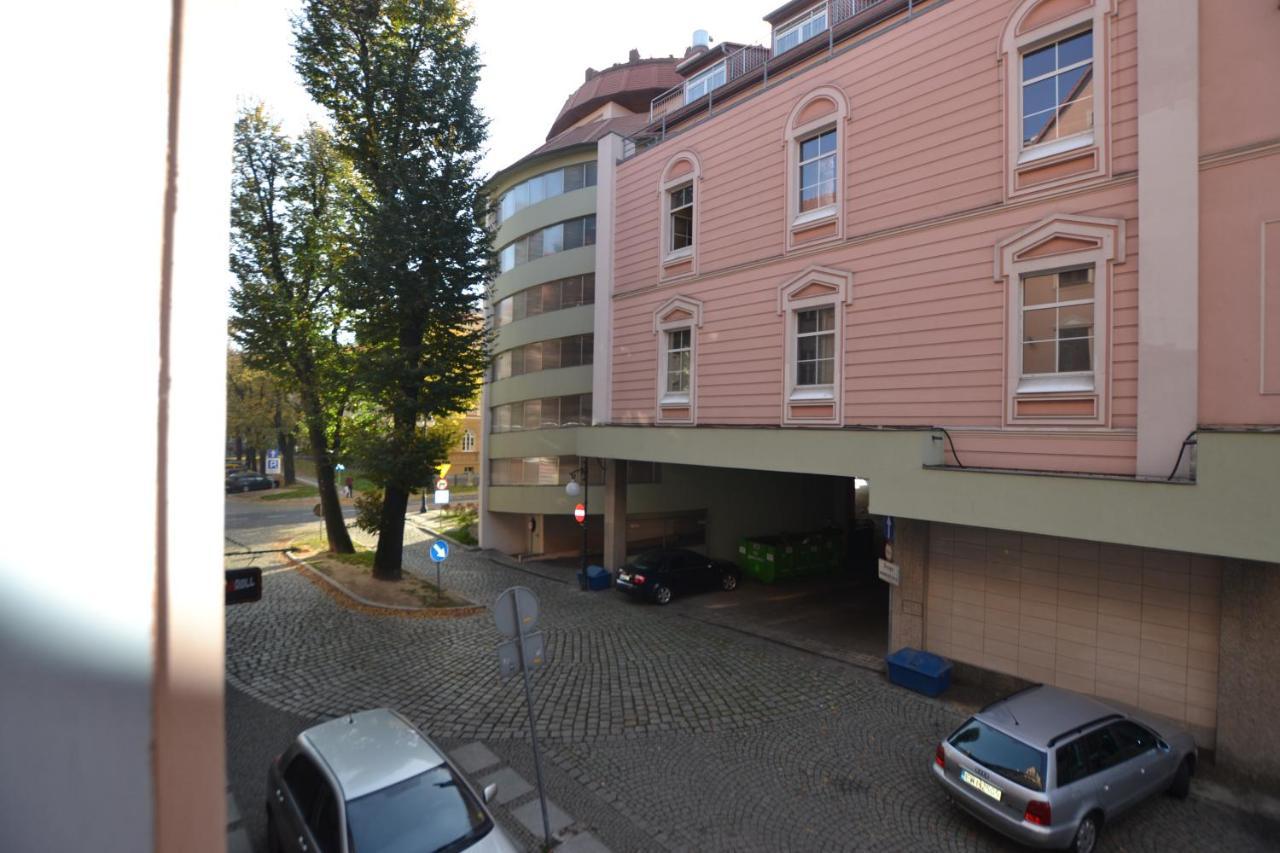 Sleepwell Apartments Legnica Kültér fotó